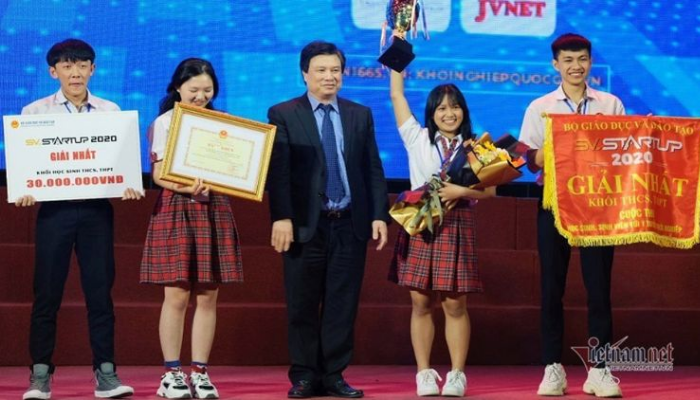 ‘Ống hút từ hạt bơ’ của học trò Đắk Lắk giành giải Nhất SV-STARTUP 2020